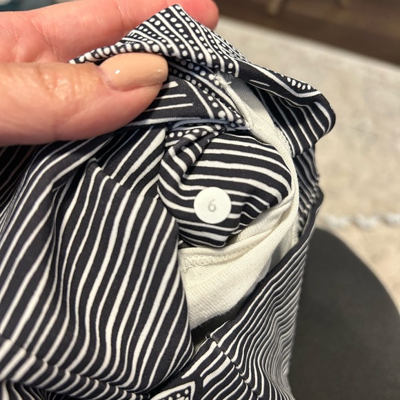 Lululemon Wunder Under Pant (Hi-Rise) - Picture 2 of 4